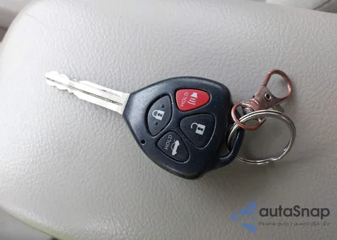 2010 Toyota Corolla Le z USA, uszkodzony, nr VIN 2T1BU4EE3AC286152